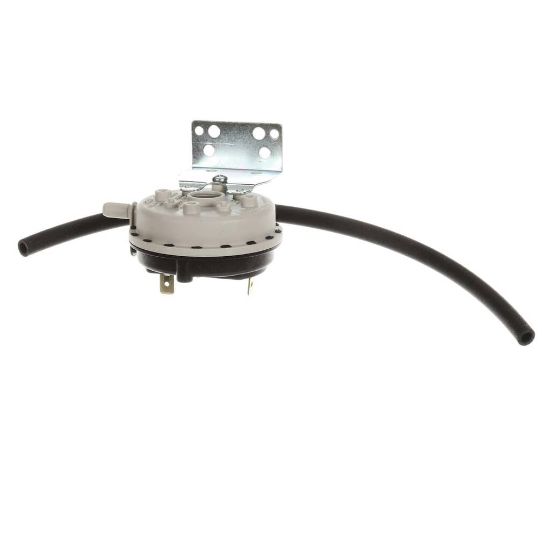 Picture of Baxter               01-1M5973-00002 Switch,pressure-assembly .11 W.c