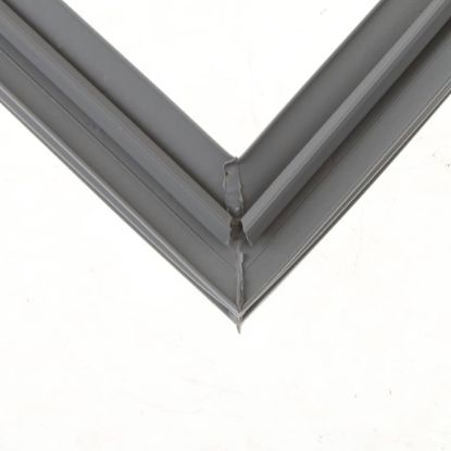 Picture of Beverage Air 712-012D-43 Gasket Drawer Bottom, 6.98X40.72 Wtfcs84