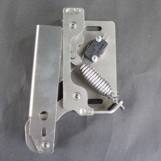 Picture of Bertazzoni Z310000 Upper Hinge, Rh 30'/36'