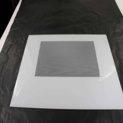 Picture of Electrolux 316559108 Glass Assembly,outer,white