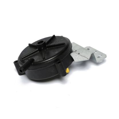 Picture of Goodman 0130F00002 Pressure Switch