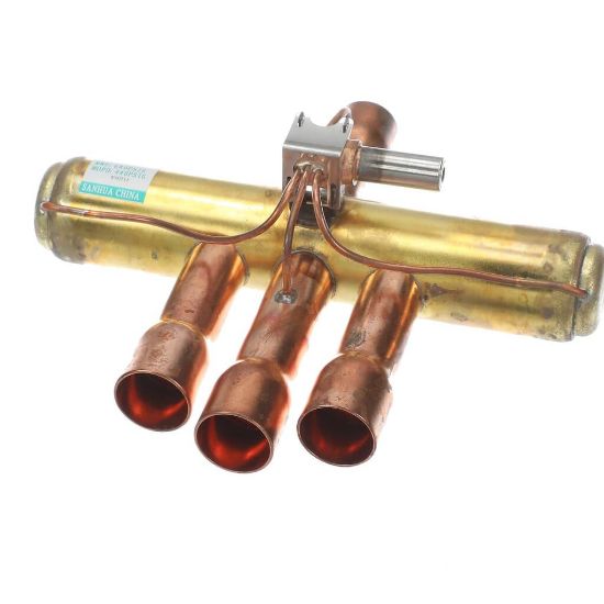 Picture of Trane VAL08348 Valve; Reversing, 6.2 Ton, 3/4 Odf X 7/8