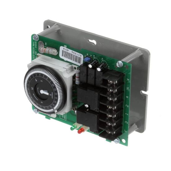 Picture of TRUE 831996 Timer, Defrost Dtsx-b-220/50-t With Bracket