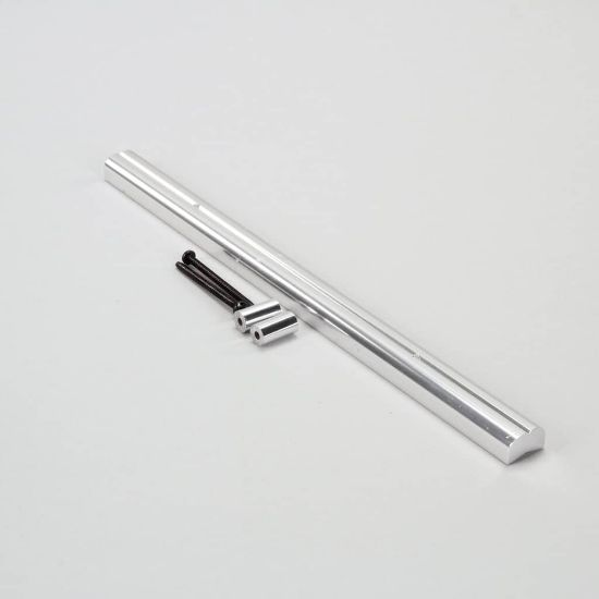 Picture of TRUE 875545 Handle Kit, Door Swing 15 Ss T With 15/16 Silver