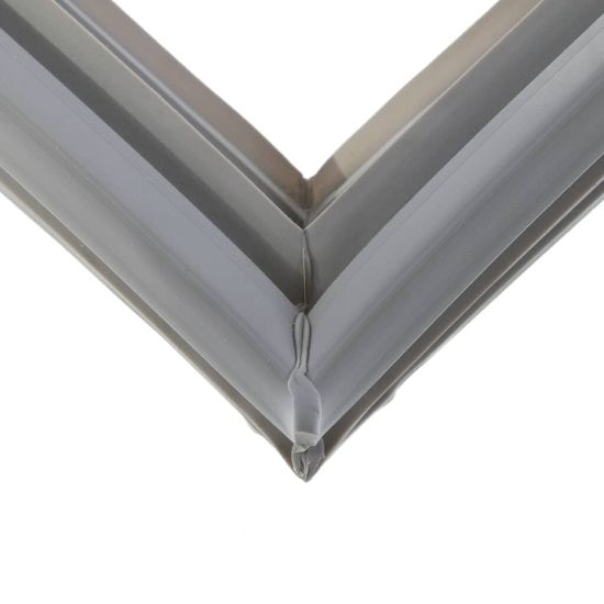 Picture of TRUE 980683 Gasket, Sta/stg/str1/2 H/pt Half Door Gray Santopr