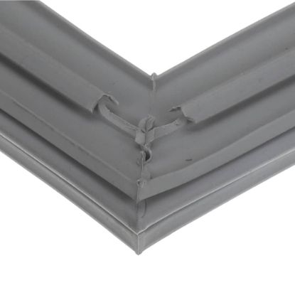 Picture of Traulsen 341-60176-10 Gasket 1 1/9P Sbs 3 Drawers 4In Pans
